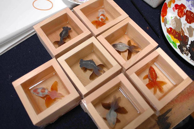 لوحات ثلاثية الأبعاد للسمك الذهبي